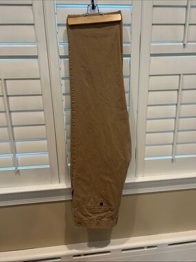 Amazon Essentials Men's Chino Pants